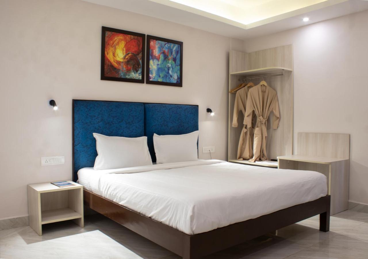 Sandbanks Beach Resort Arambol Esterno foto